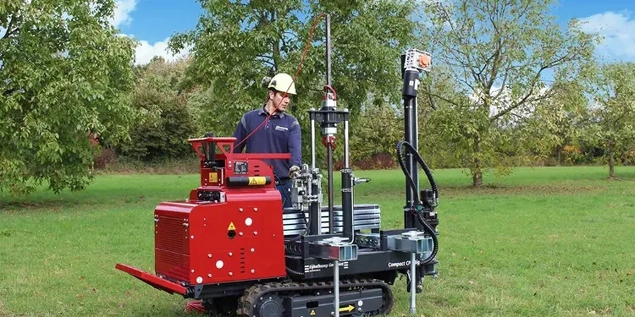 Essai CPT (Cone Penetration Test) à Bourges